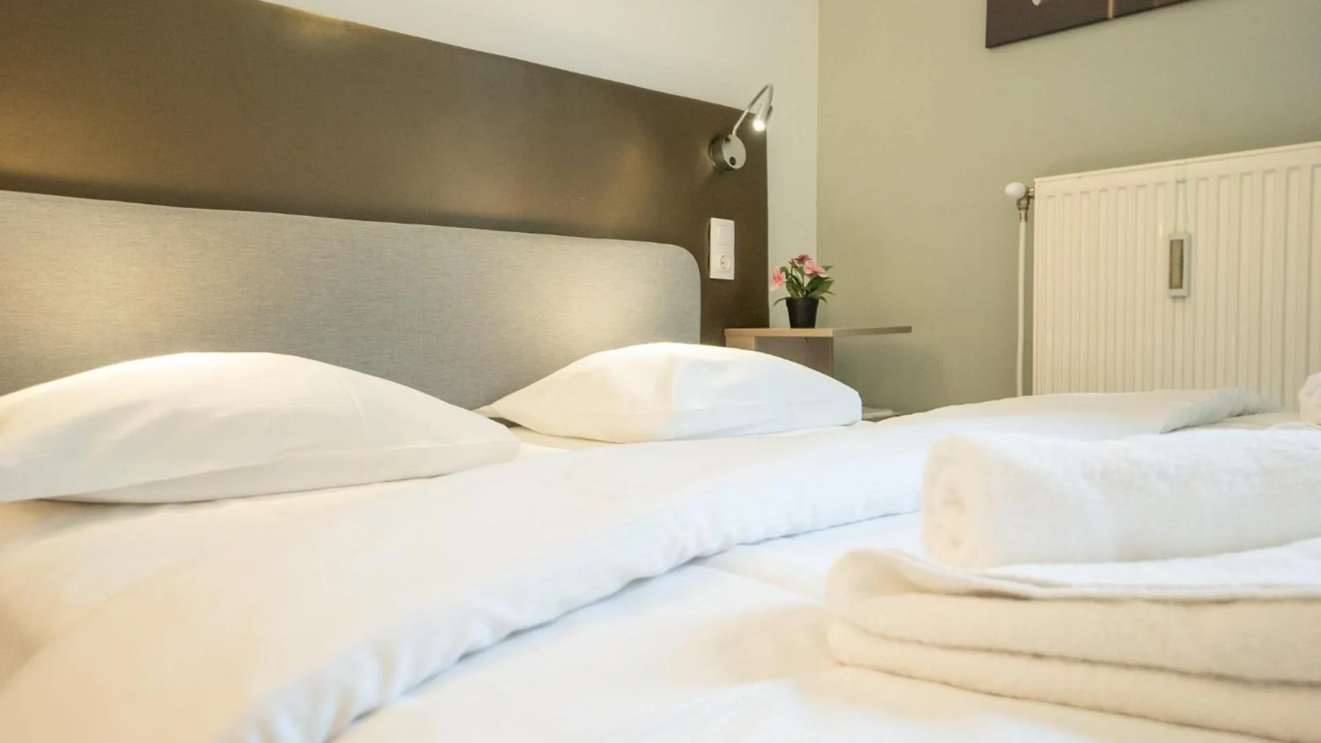 Apartment Comfort Studio With Queen-Size Bed, Self Check-In Vienna