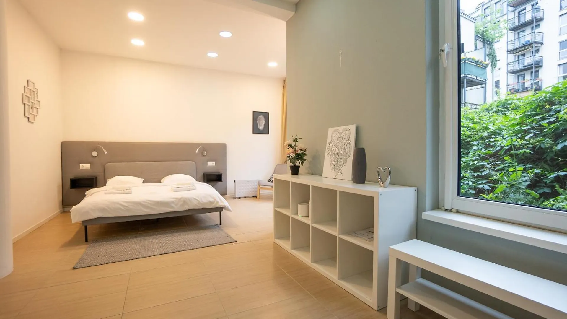Comfort Studio With Queen-Size Bed, Self Check-In Vienna