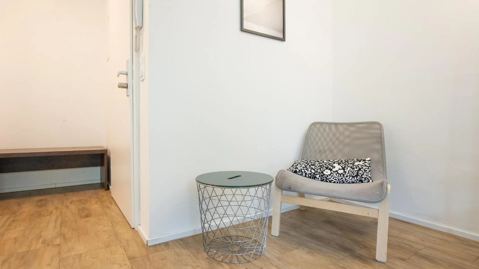 Comfort Studio With Queen-Size Bed, Self Check-In Vienna