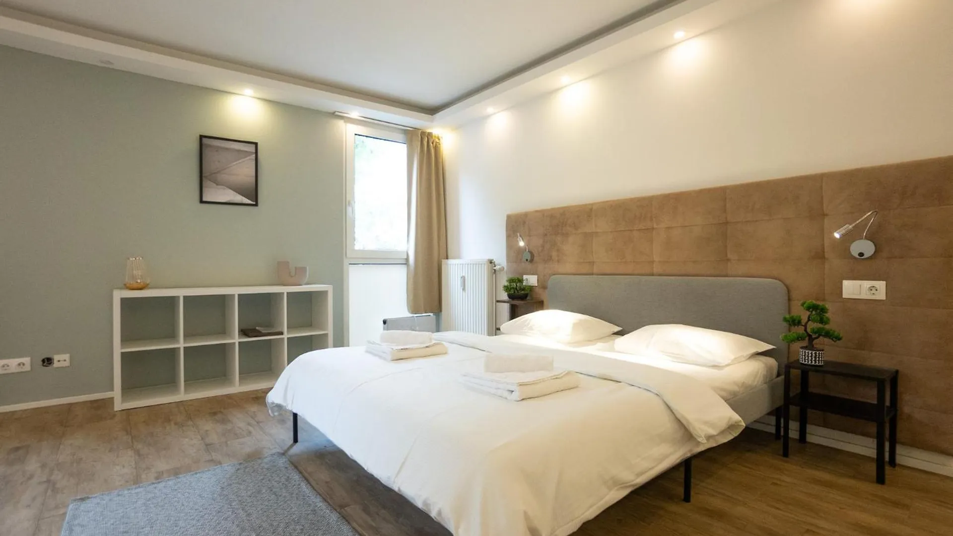 Comfort Studio With Queen-Size Bed, Self Check-In Vienna Apartment