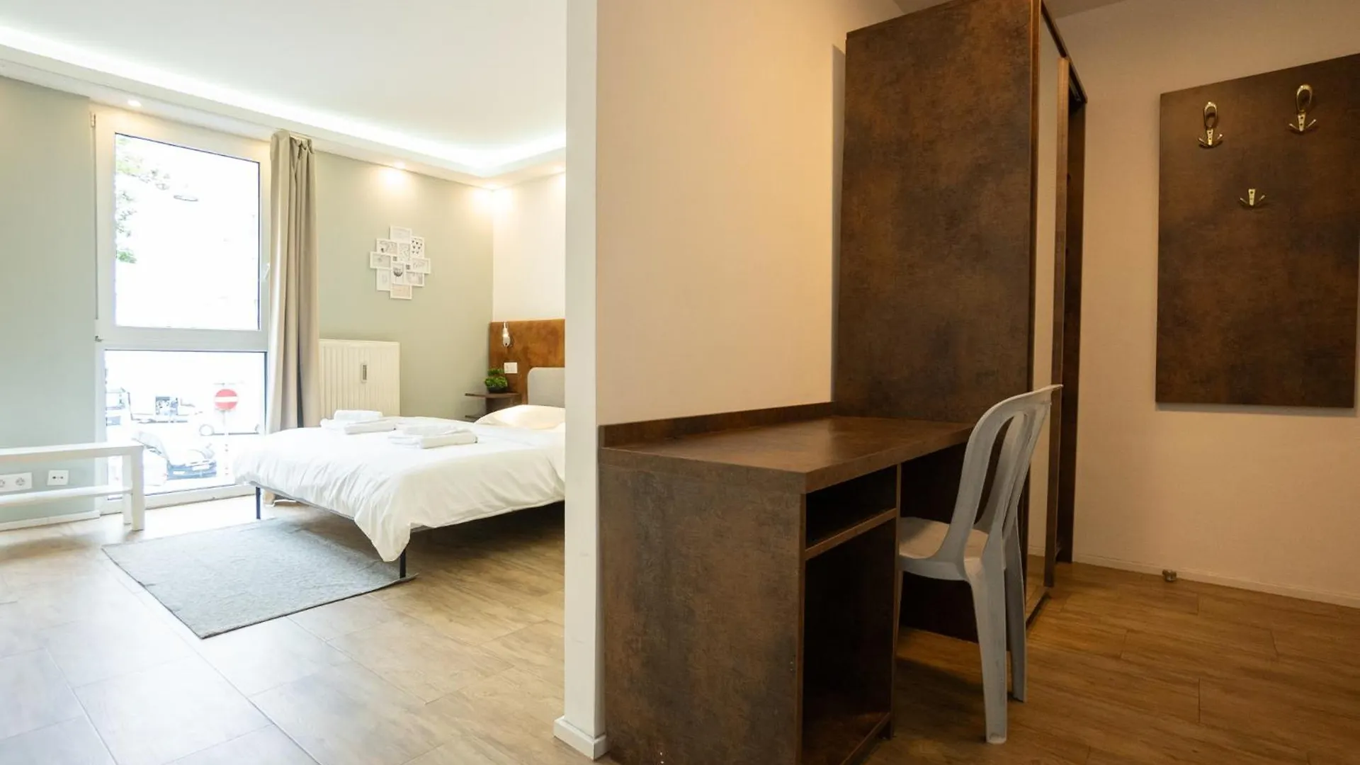 Comfort Studio With Queen-Size Bed, Self Check-In Vienna