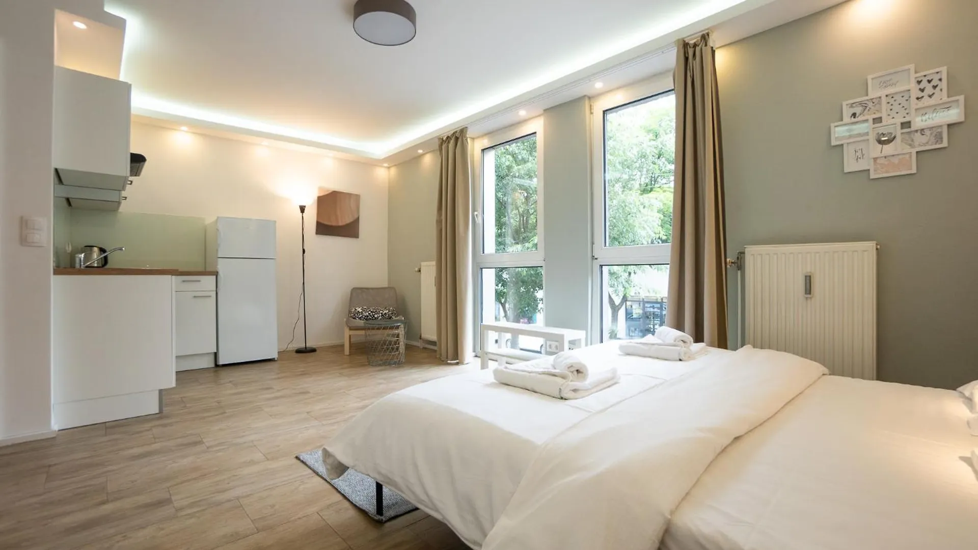 Comfort Studio With Queen-Size Bed, Self Check-In Vienna