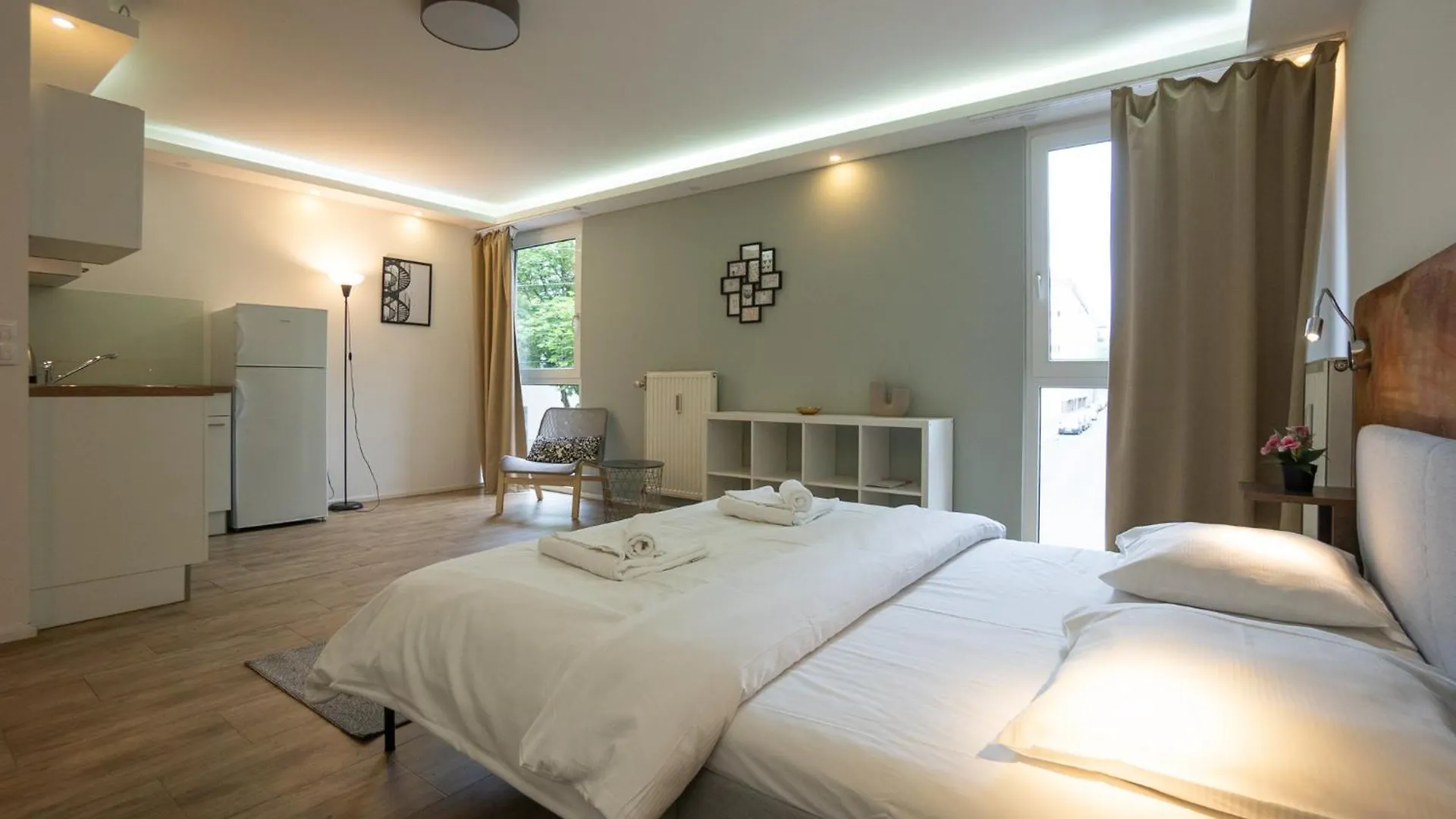 Comfort Studio With Queen-Size Bed, Self Check-In Vienna Apartment