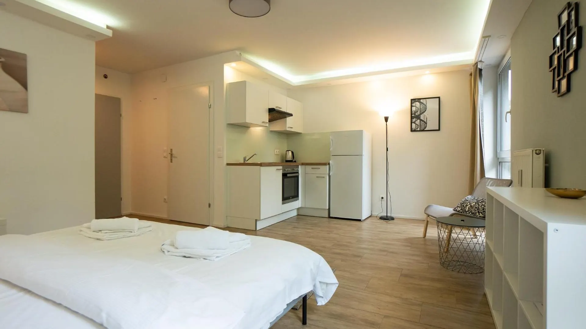 Comfort Studio With Queen-Size Bed, Self Check-In Vienna
