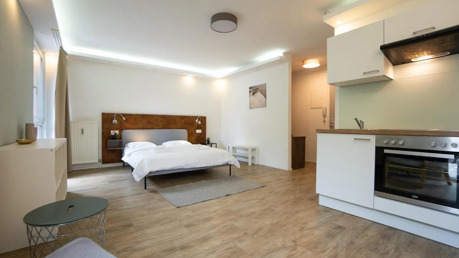 Apartment Comfort Studio With Queen-Size Bed, Self Check-In Vienna